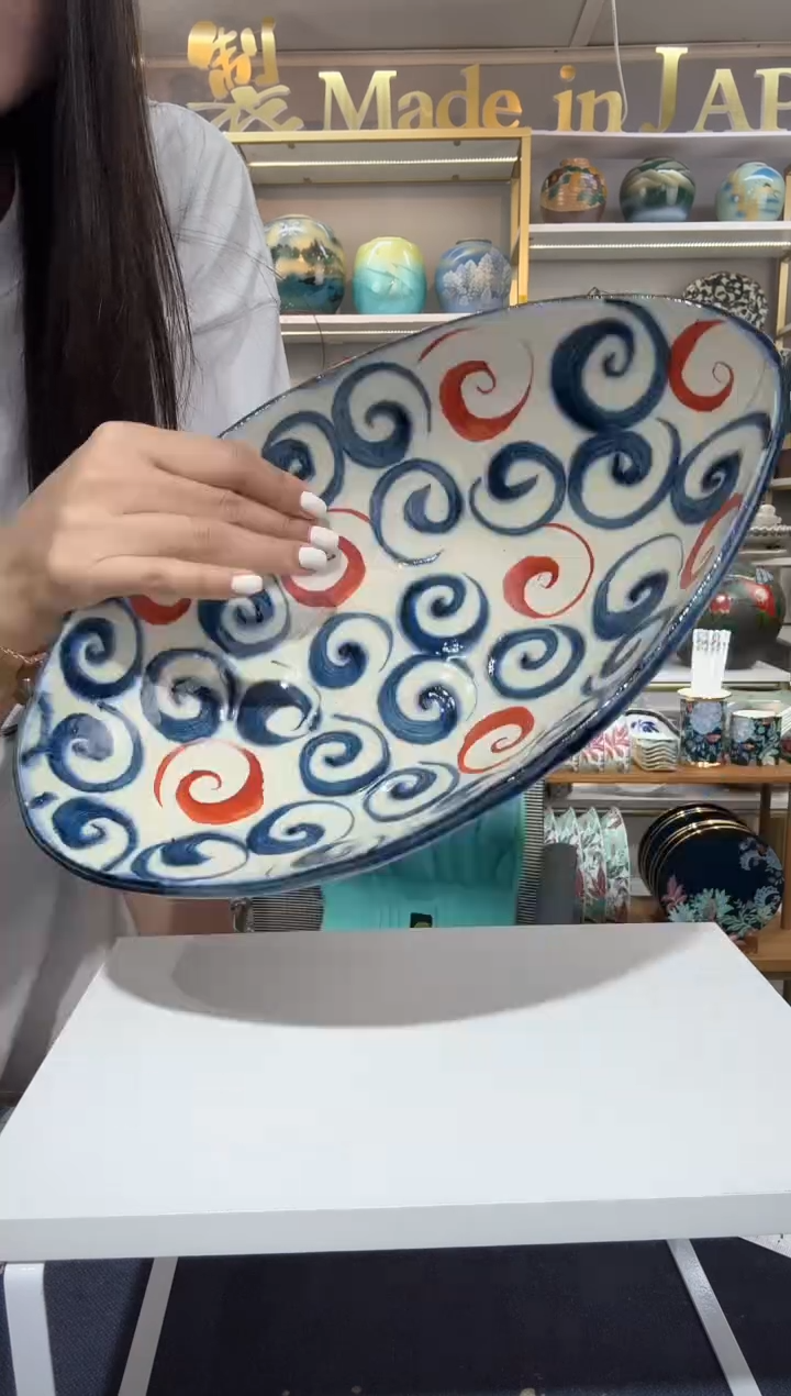 瓷船型大深钵31.8cm×18-赤绘旋涡