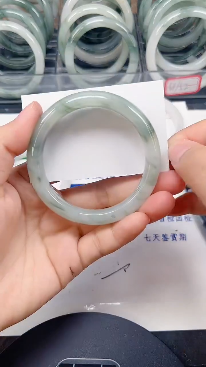 未镶嵌手镯石英质玉247-55/56