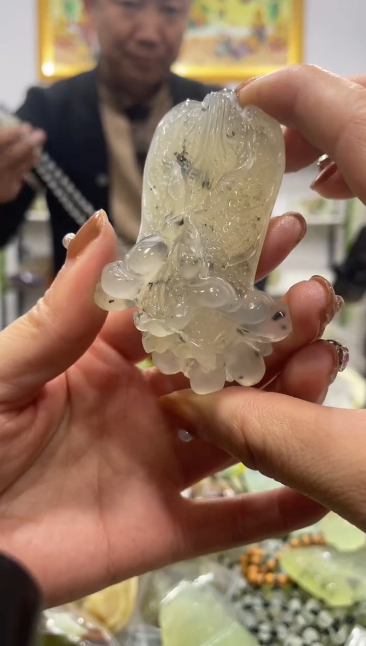 【闪购商品】岫玉吊坠未镶嵌