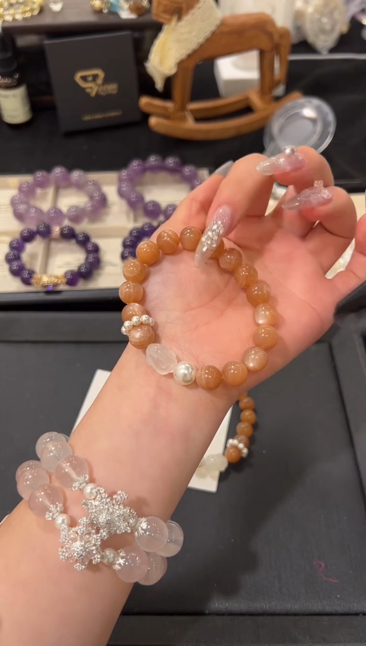 未镶嵌手链水晶太阳石设计款手设计款手串