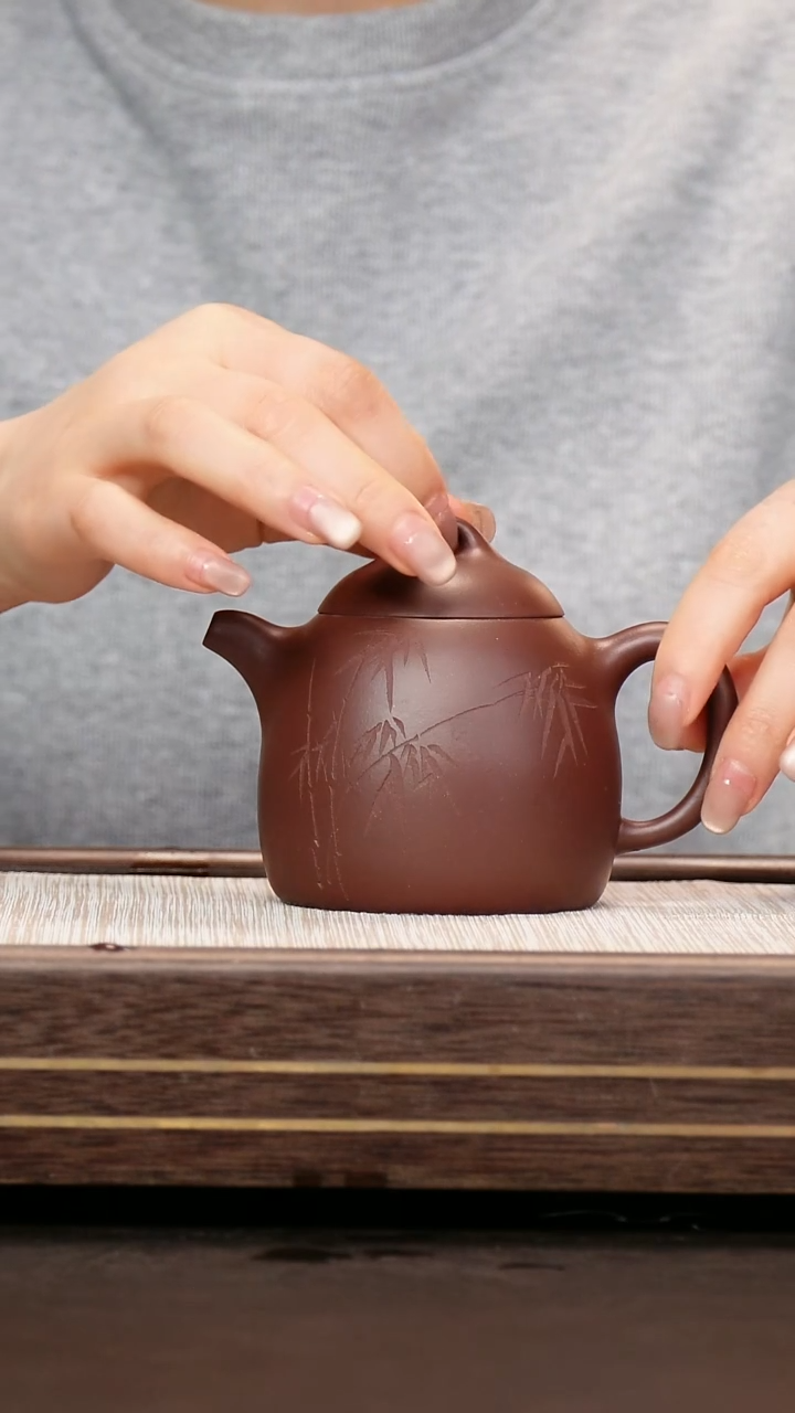 茶壶紫砂三号井底槽清 秦权 刻绘 周建芳