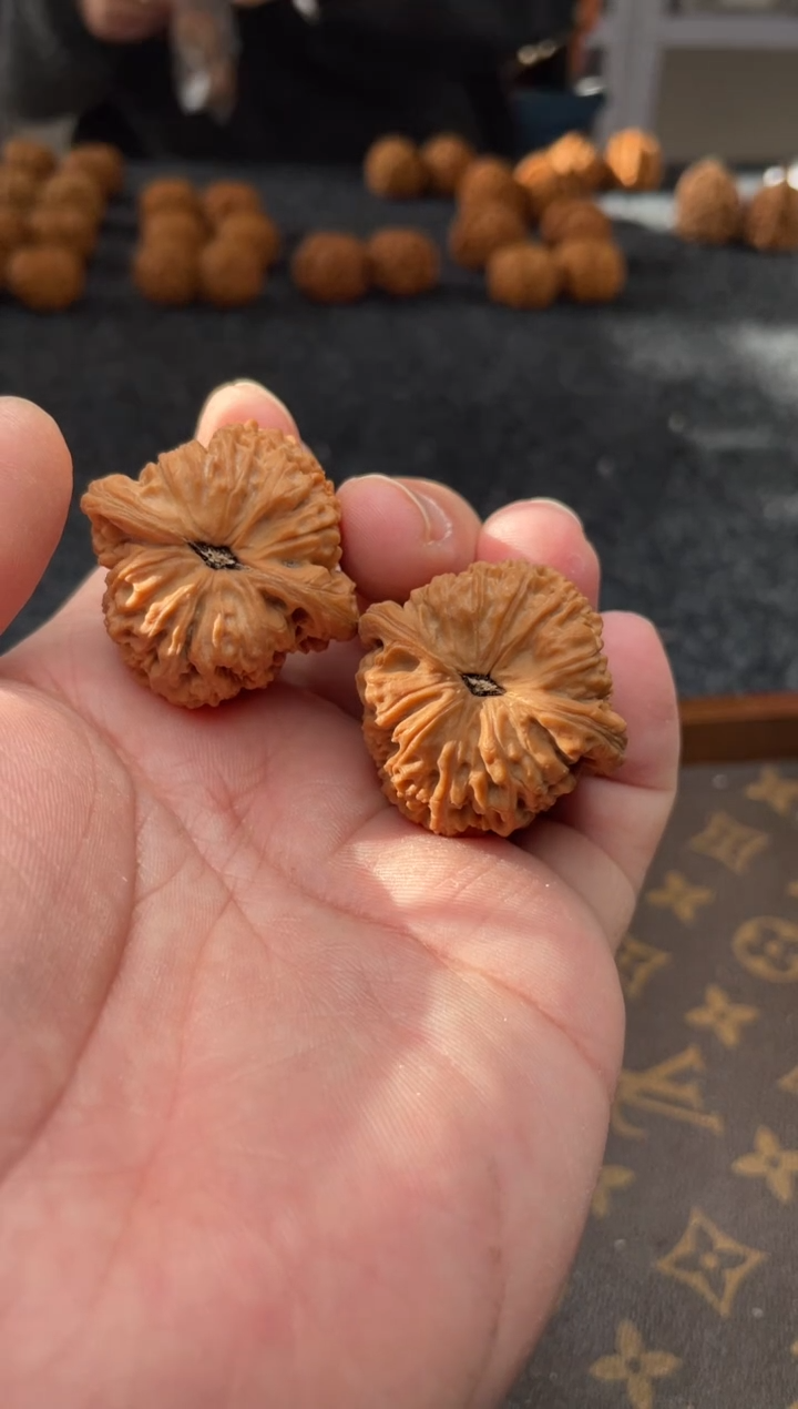 把件文玩核桃B160号35尺南疆