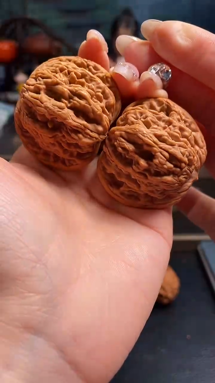 【闪购商品】文玩核桃吊坠H555麦穗虎头44