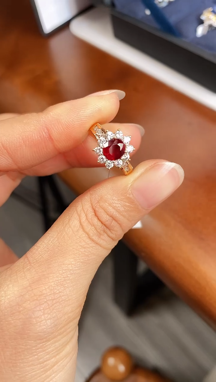 【闪购商品】红宝石戒指18K金镶嵌主石1.16克拉