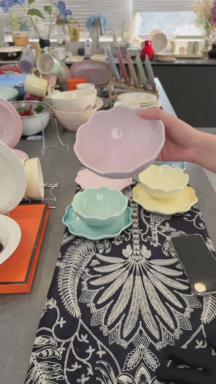 【闪购商品】瓷炻彩花边碗14cm-樱花粉