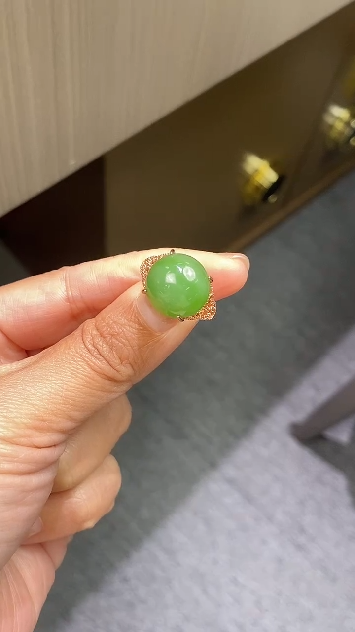 银S925镶嵌戒指和田玉（碧玉）羊*人和田玉碧玉戒指