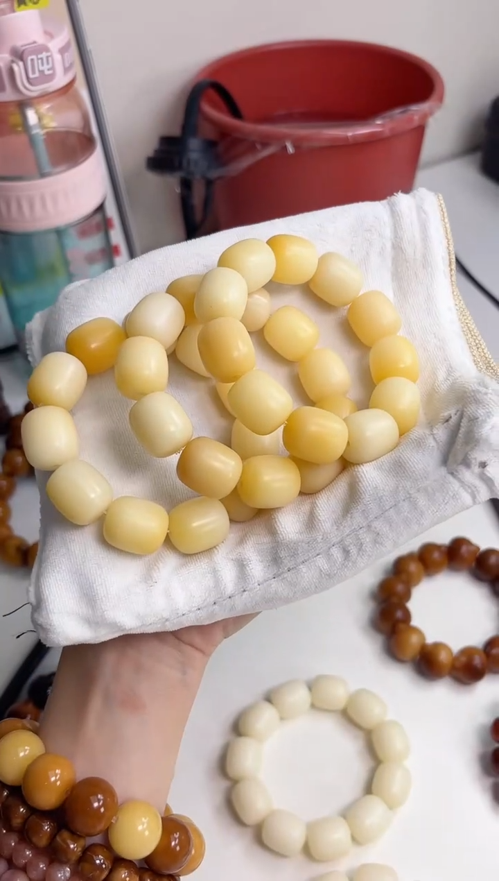 手串菩提根/象牙果沐b72黄油芝士干磨年糕17*19mm手串随机