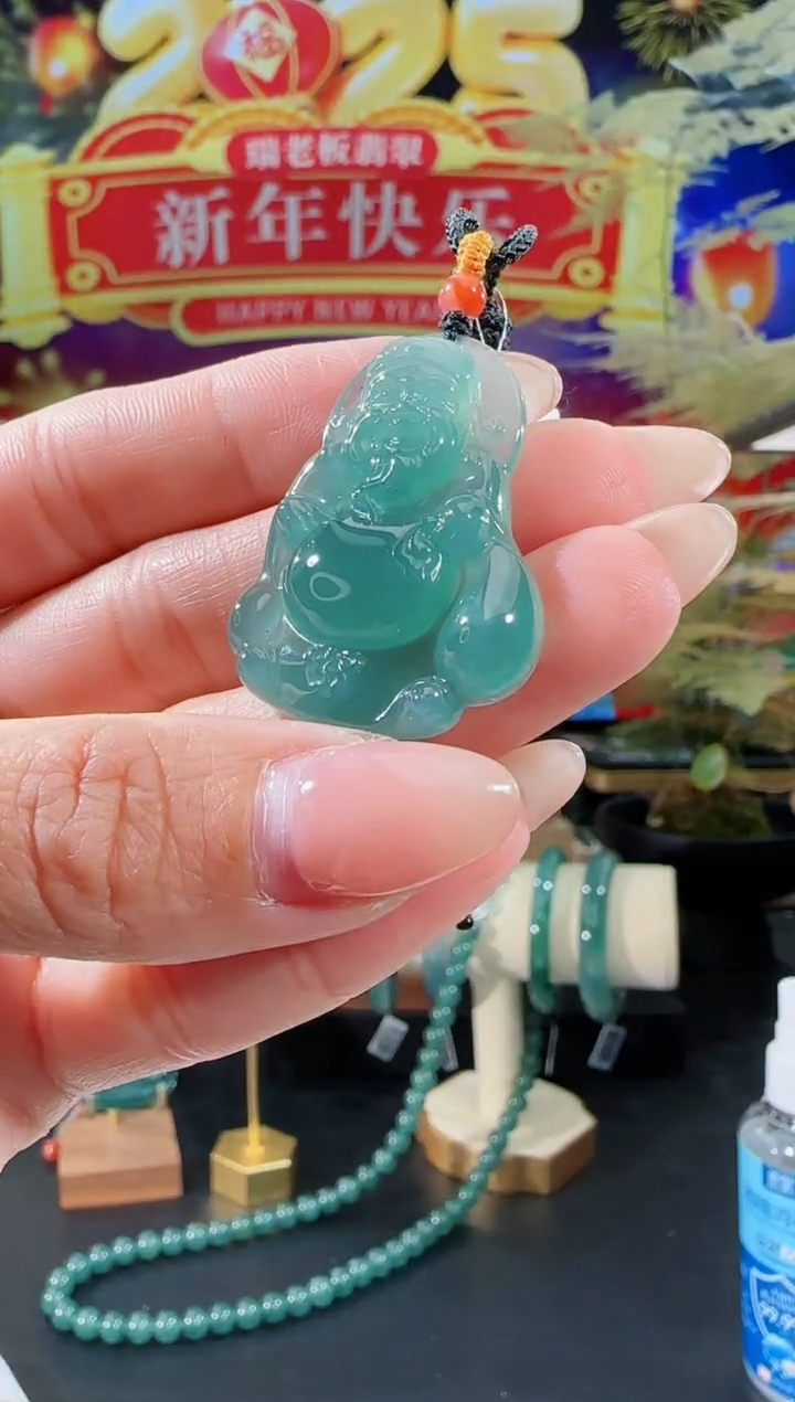 【闪购商品】翡翠吊坠(不含链)未镶嵌财神