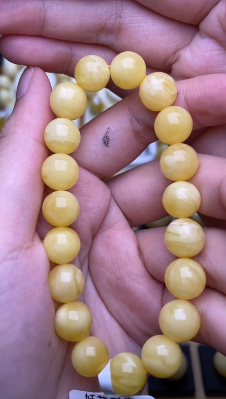 未镶嵌琥珀裸石大小姐珠宝143