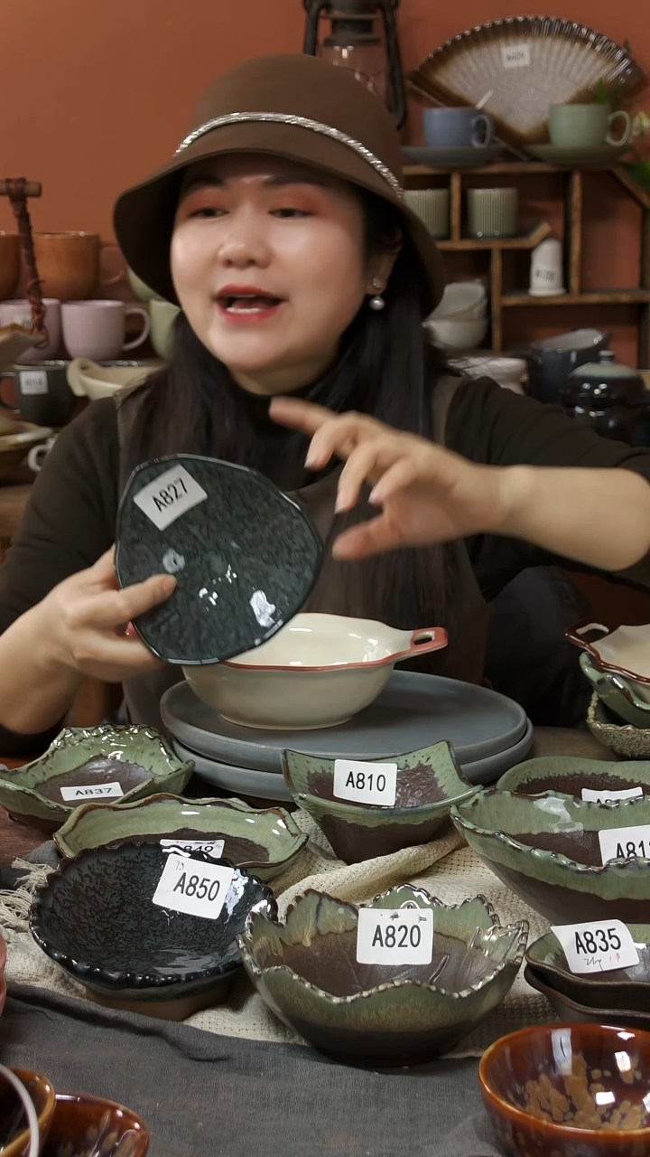 陶瓷A827 一只三足窑变三角碗微瑕13.5*4.5