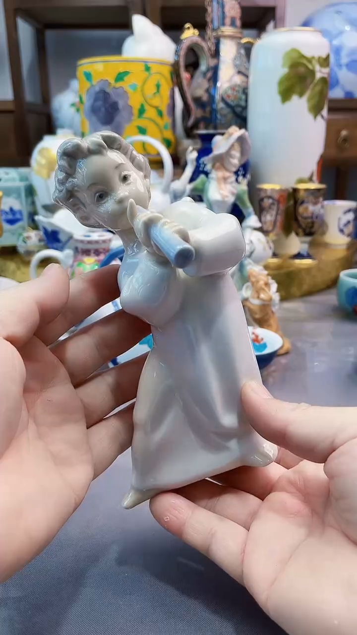 瓷片雅致瓷偶一一