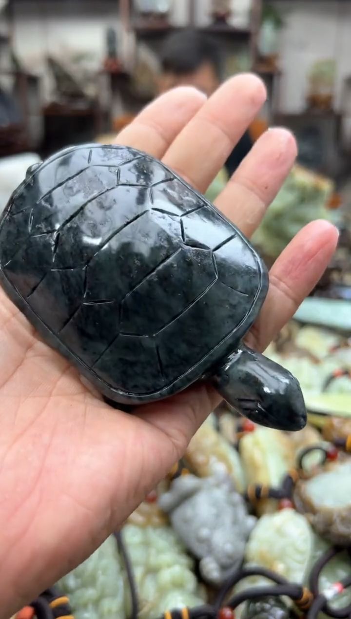 和田玉未镶嵌把件1