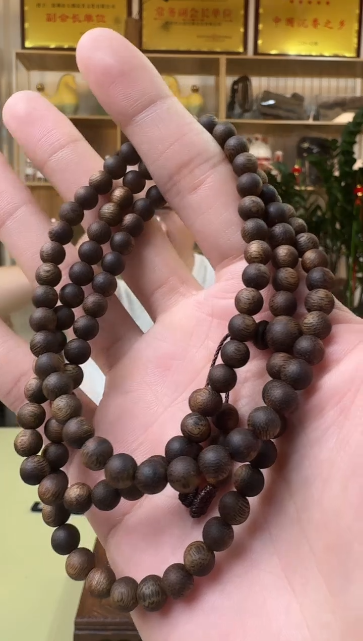 沉香手串6mm圆珠多圈乌身沉水浮