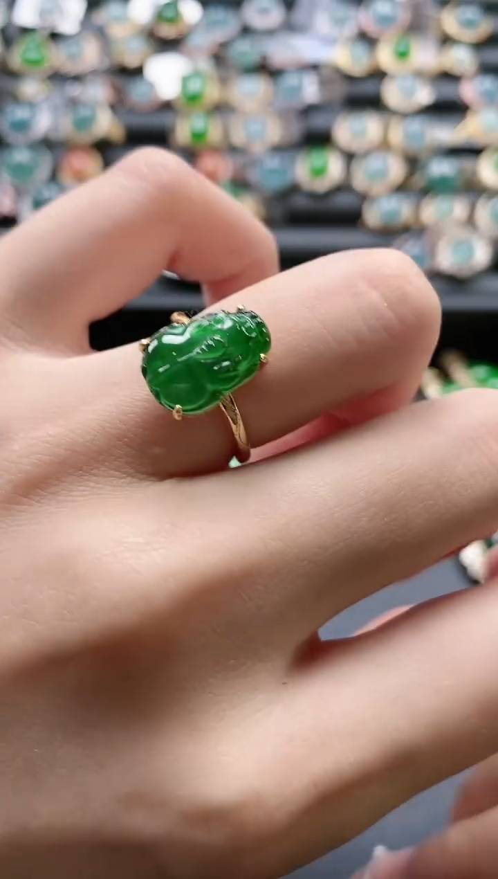【闪购商品】翡翠戒指银S925镶嵌51511