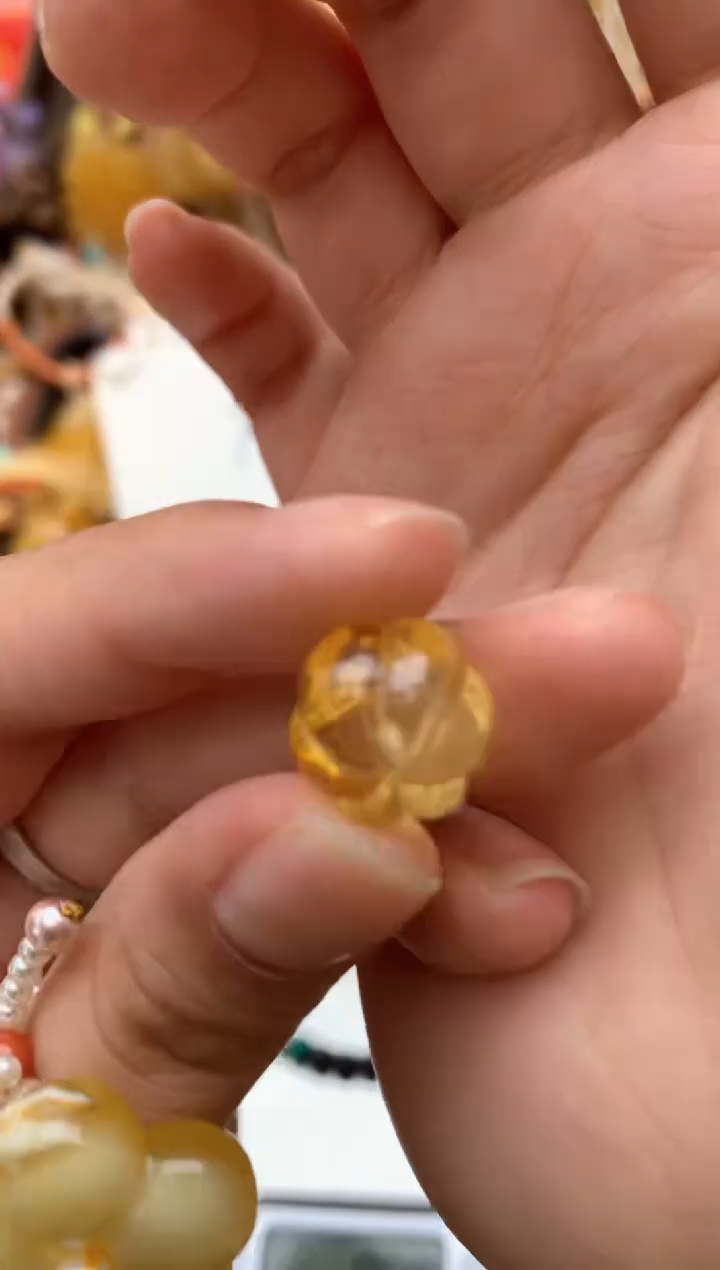 【闪购商品】未镶嵌琥珀珠宝奇石067琥珀蜜蜡花粉有纹小坑介意勿拍