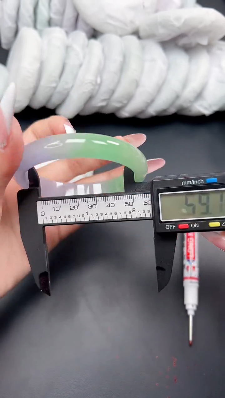 精品手镯，一物一拍J-029