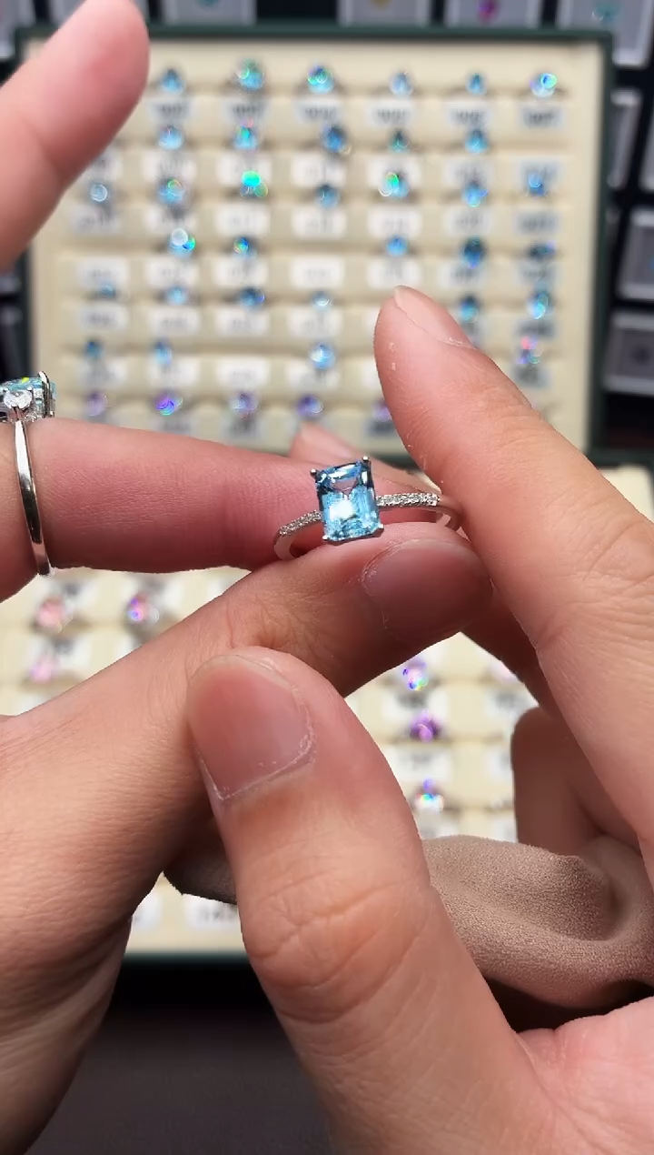 银S925镶嵌戒圈海蓝宝石111