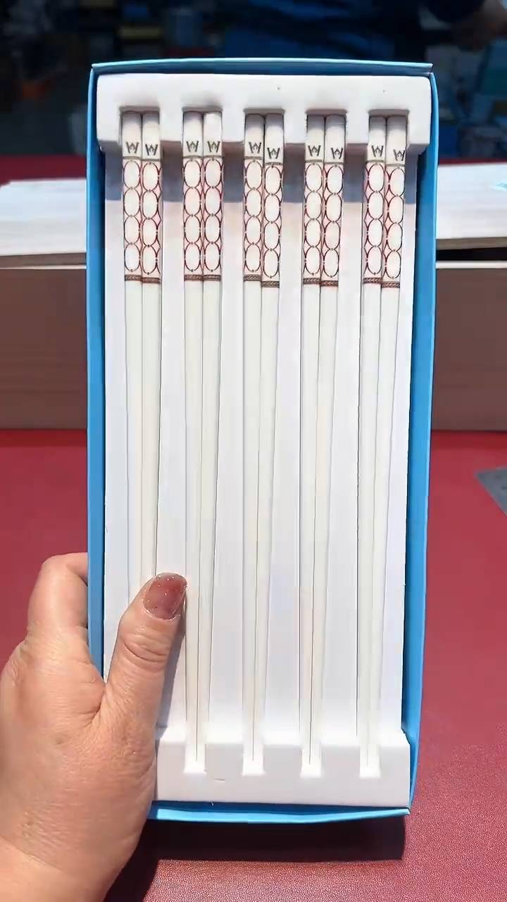 【闪购商品】瓷片锅碗瓢盆一件不剩