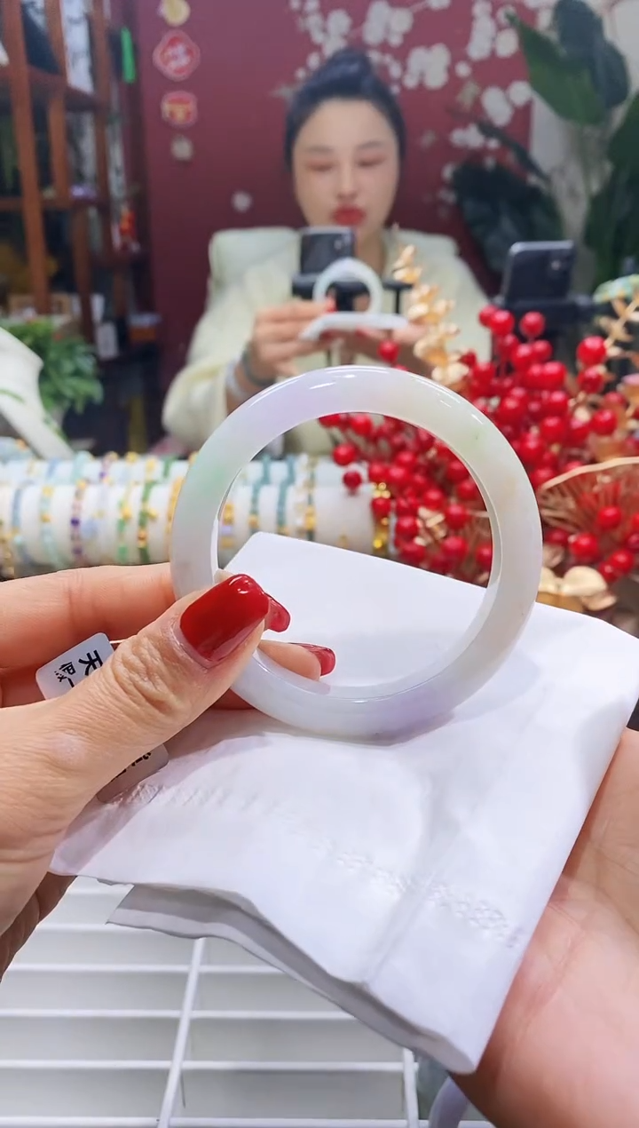 【闪购商品】翡翠手镯未镶嵌28三彩色5657/12.1*9.1