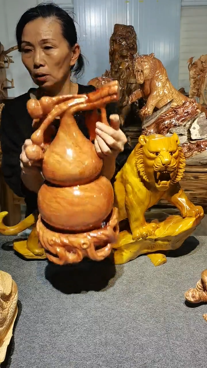 木彬**礼葫芦，雕刻摆件，葫芦