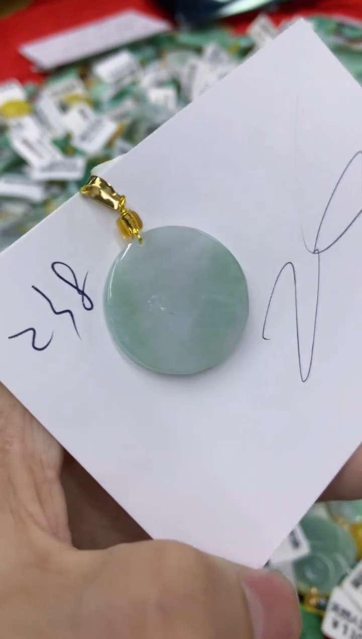 翡翠未镶嵌颈饰1111111111