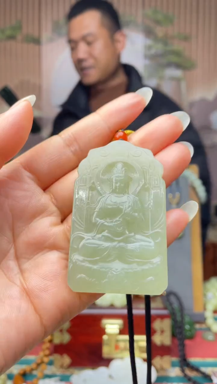 颈饰未镶嵌和田玉拍一发一