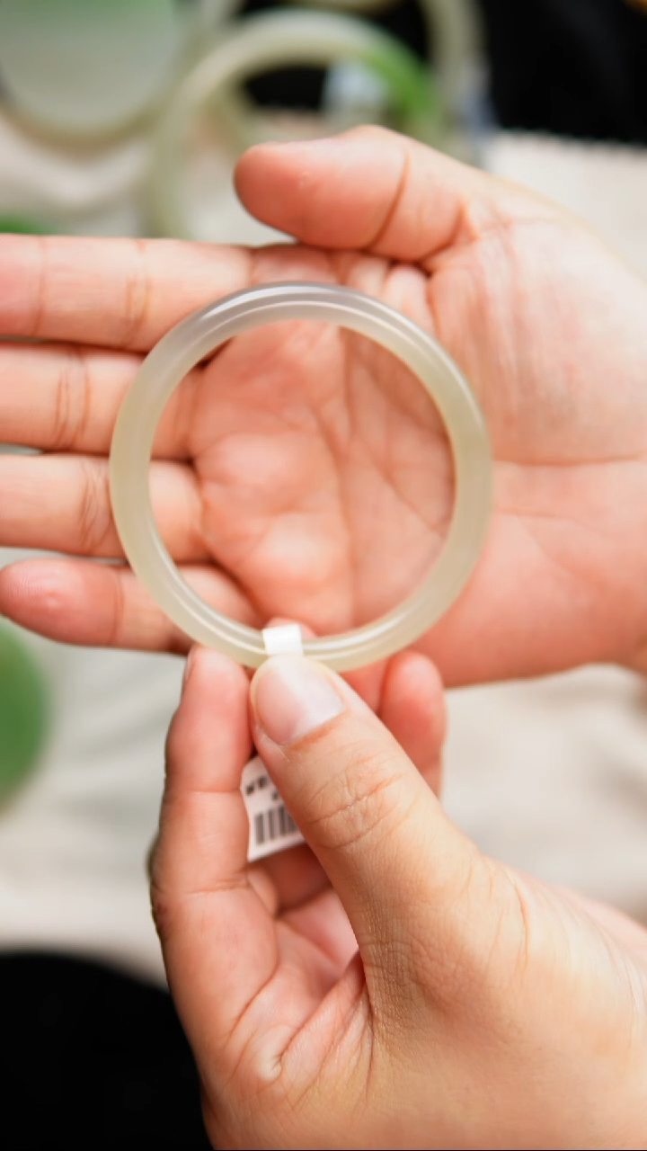 【闪购商品】和田玉手镯未镶嵌55圈口特色一口紫手镯