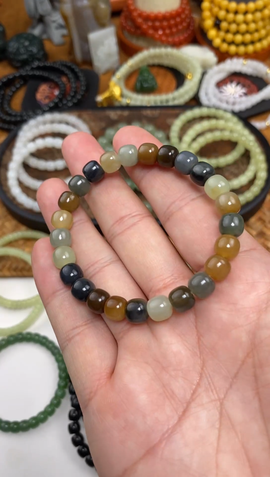 颈饰未镶嵌和田玉手串