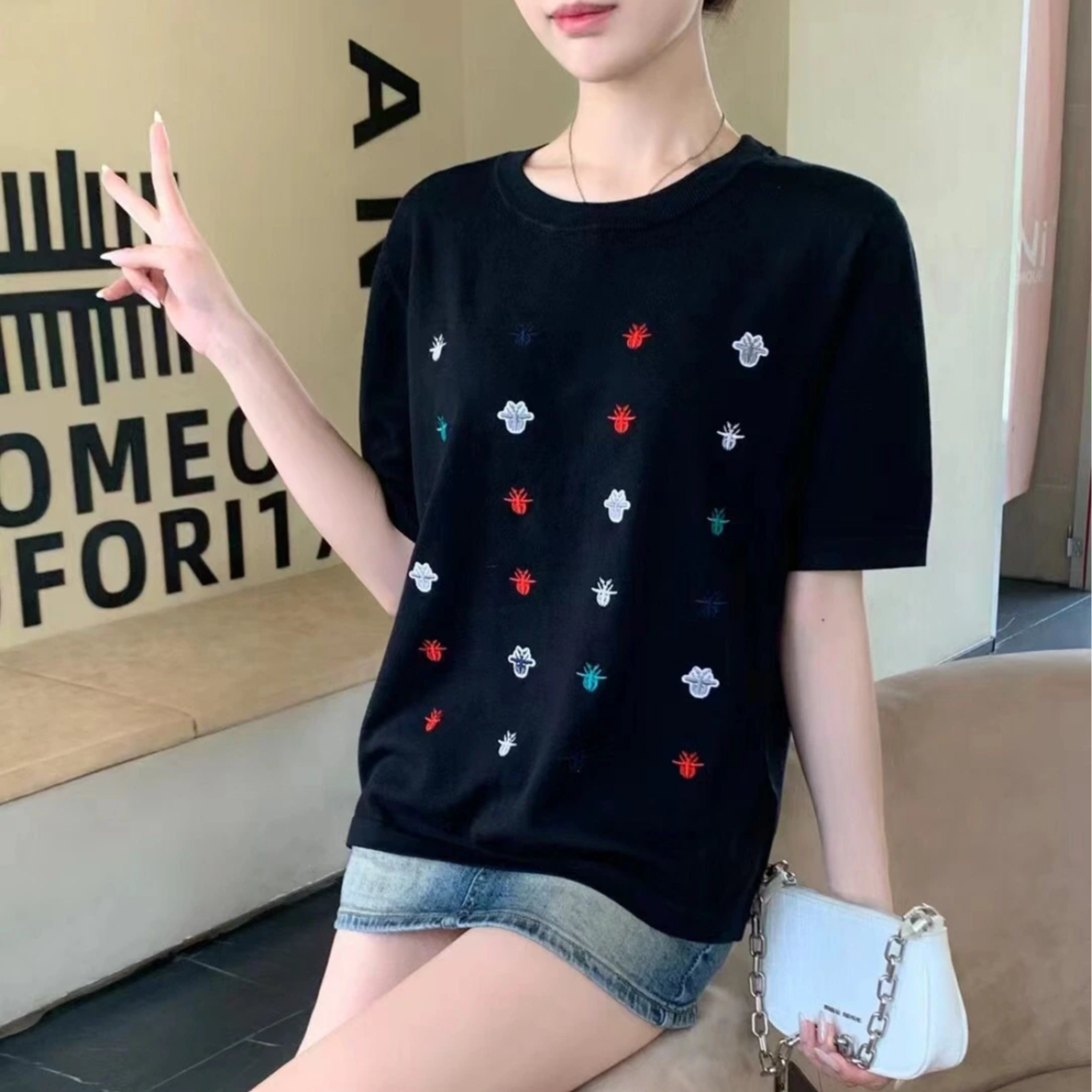 95新 DIOR/迪奥 无味奢潮/小蜜蜂刺绣短T6059