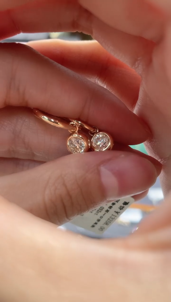 【闪购商品】钻石耳饰18K金镶嵌X泡泡钻石耳包K黄