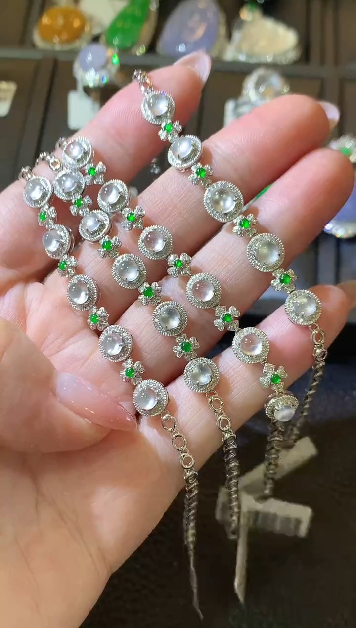 【闪购商品】翡翠手链18K金镶嵌D24   多样性发货一件