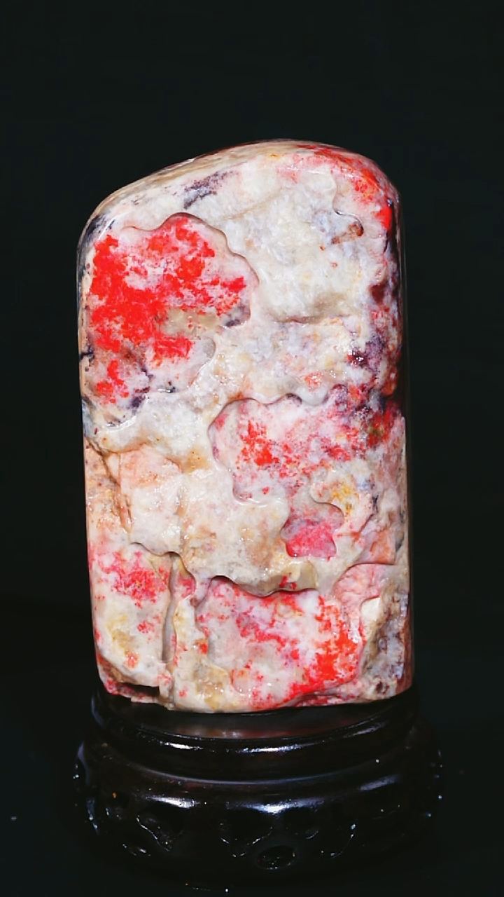 昌化石L****8昌化鸡血石