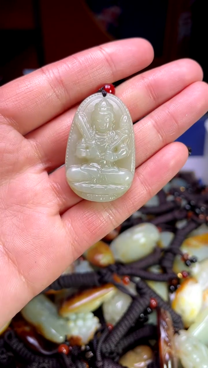 【闪购商品】和田玉颈饰未镶嵌1