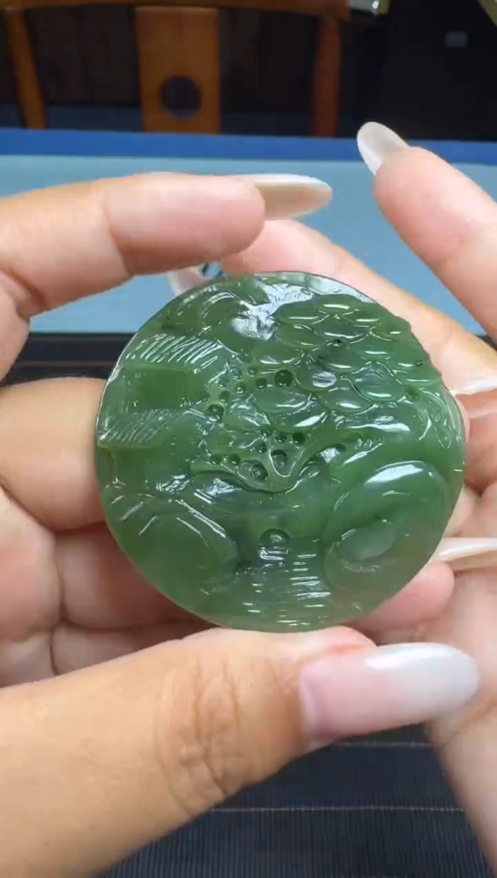 颈饰未镶嵌和田玉1