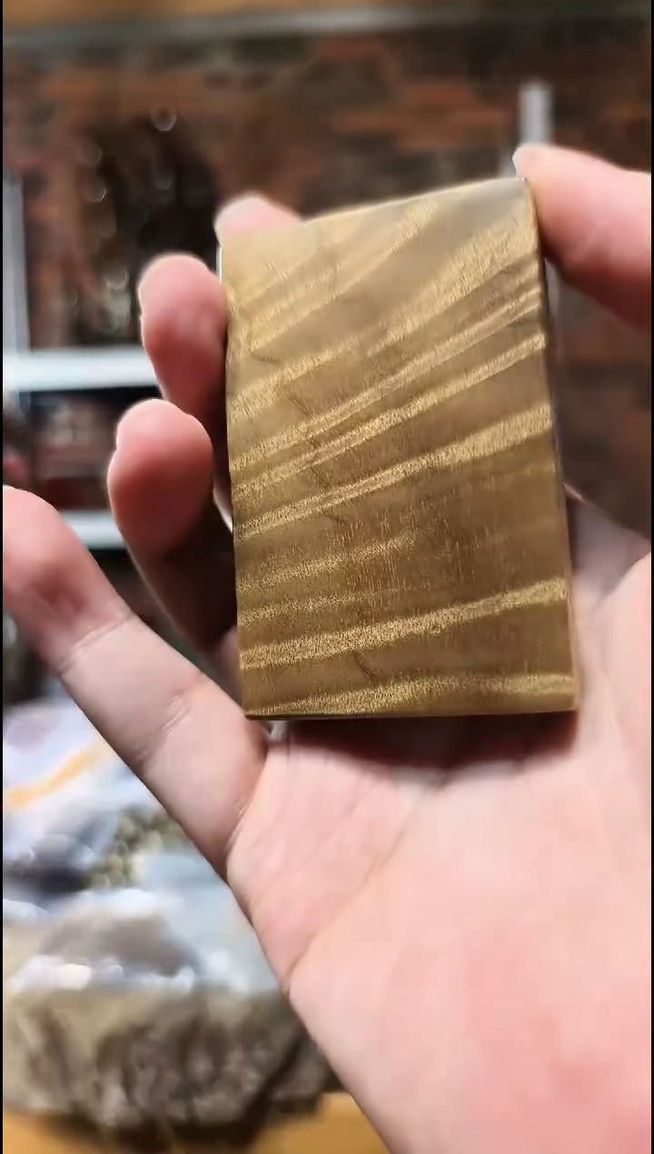 金丝楠无事牌手把件