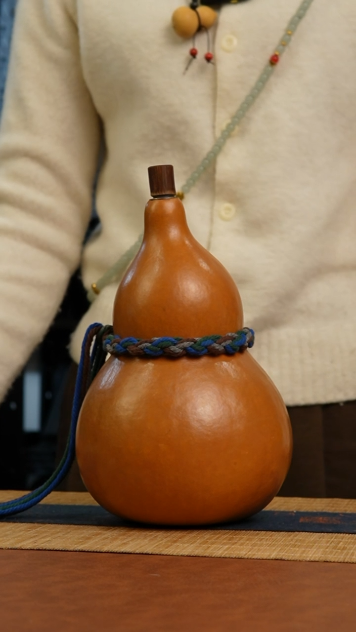 255号 天然热水酒葫芦 一物一拍（有瑕介意勿拍）