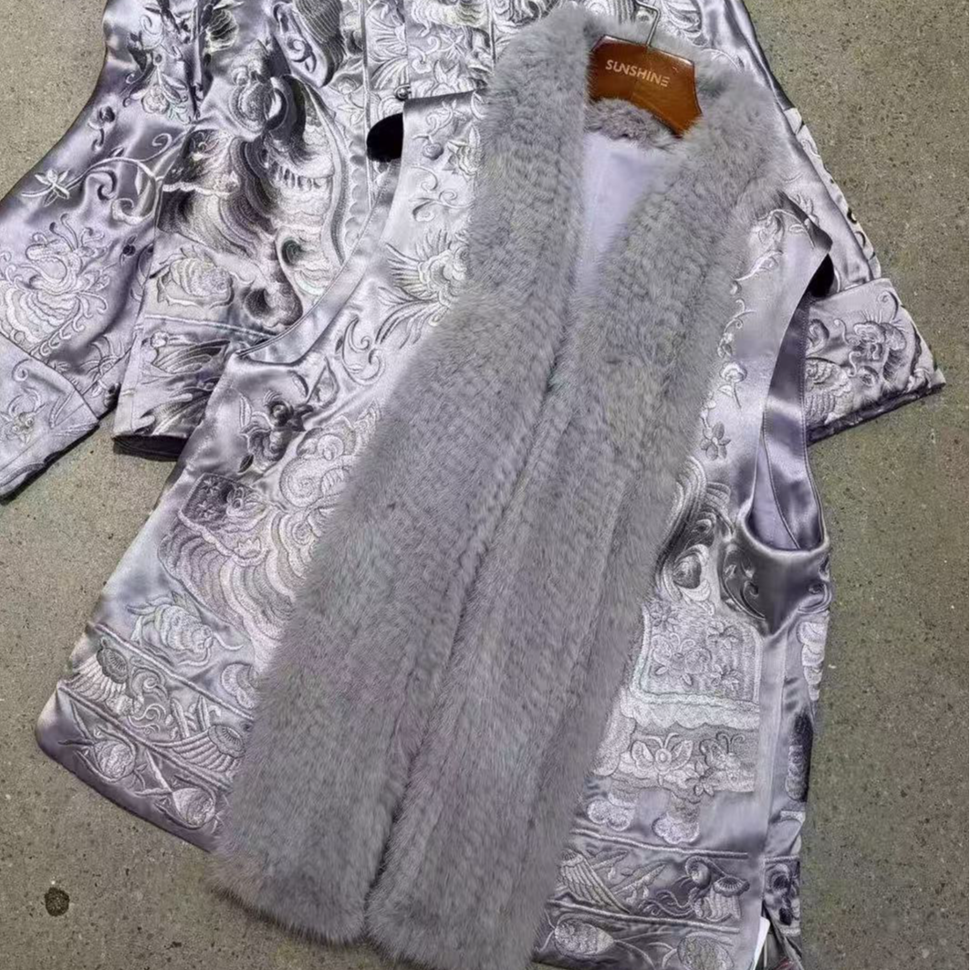 吉祥冬季新款马甲加棉重工刺绣马甲2024D9112———美美玫瑰仓