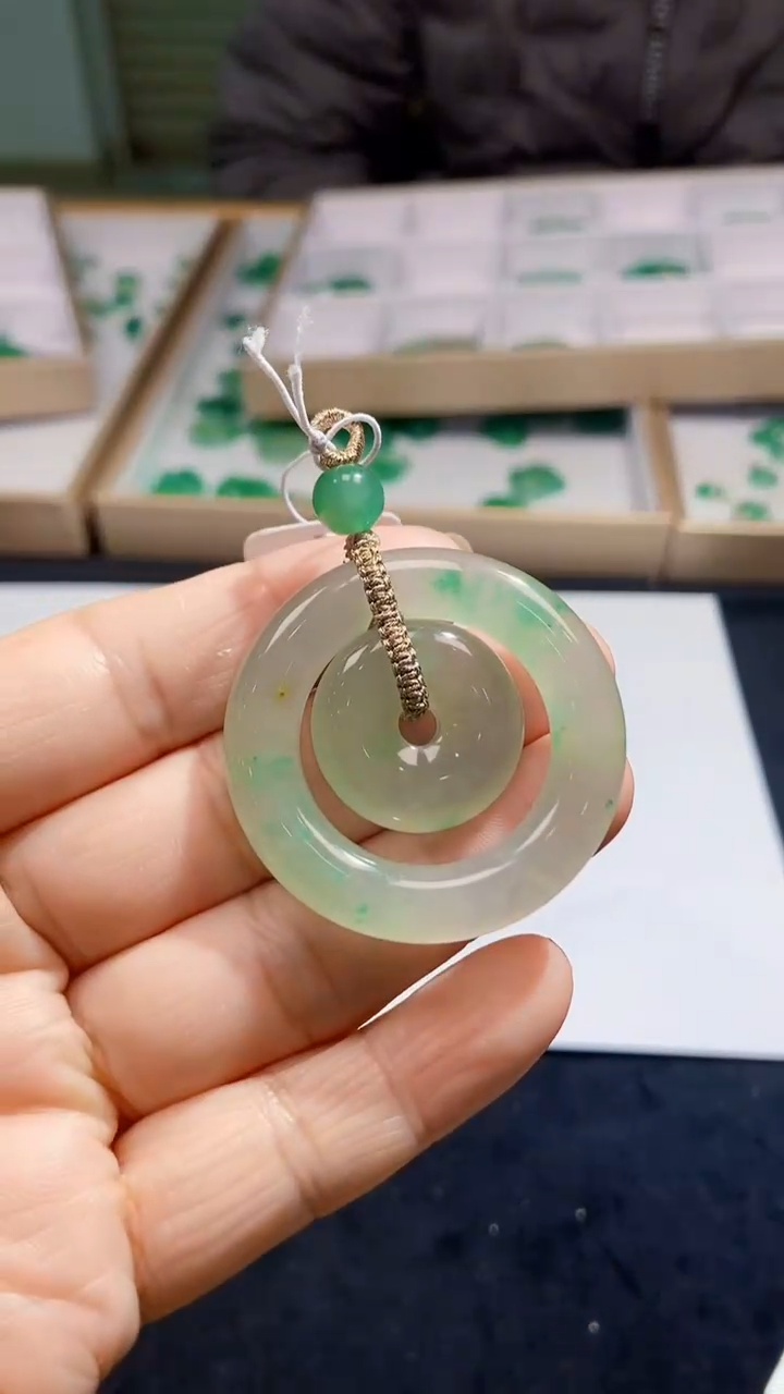 【闪购商品】石英质玉颈饰未镶嵌天然A货非洲翠，石英玉