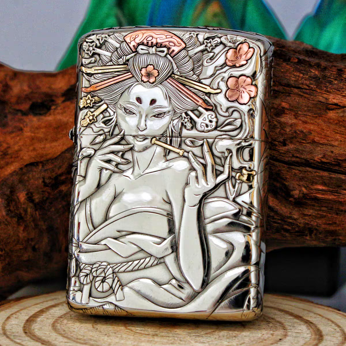 五面盔甲镶嵌高端送男友打火机。