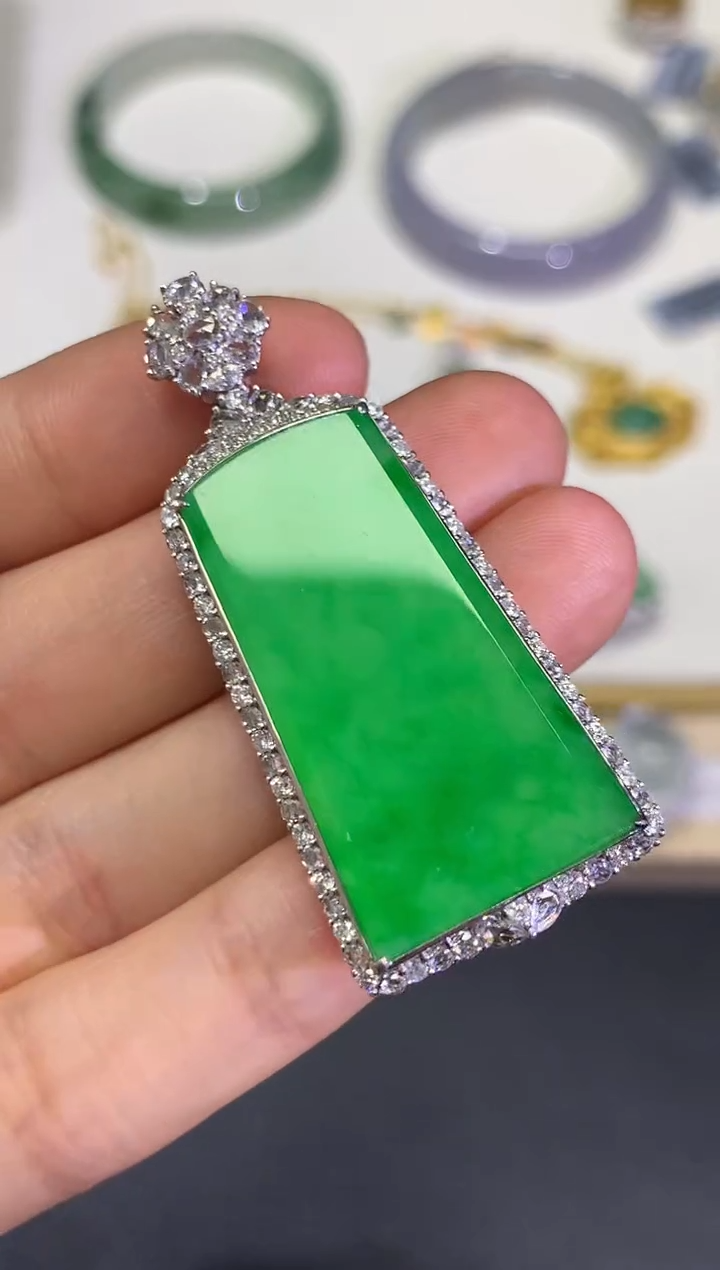 【闪购商品】翡翠颈饰18K金镶嵌团购15