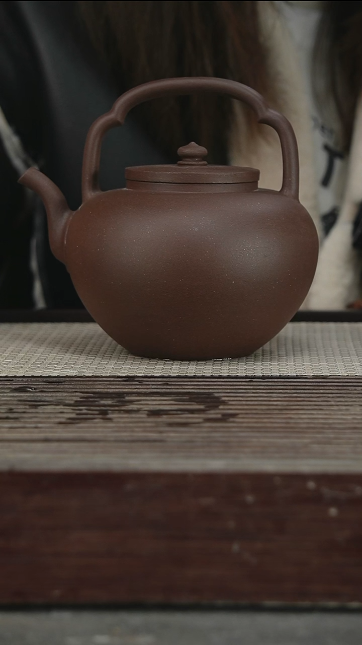 茶壶紫砂82号920CC