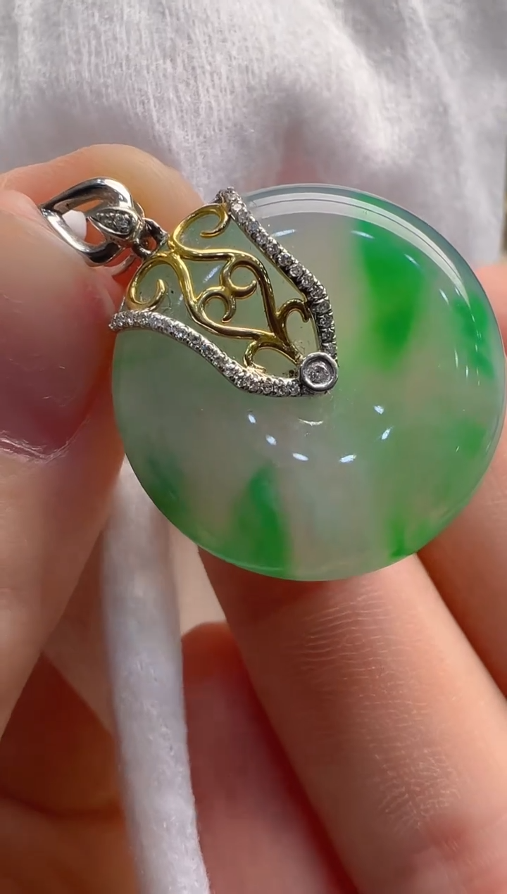 【闪购商品】翡翠吊坠(不含链)18K金镶嵌多样性发货拍一发一