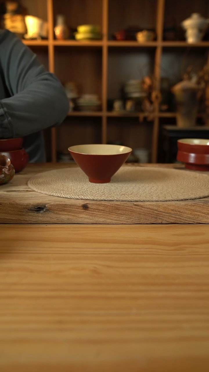 复古红系列的5.5英寸斗笠碗1个