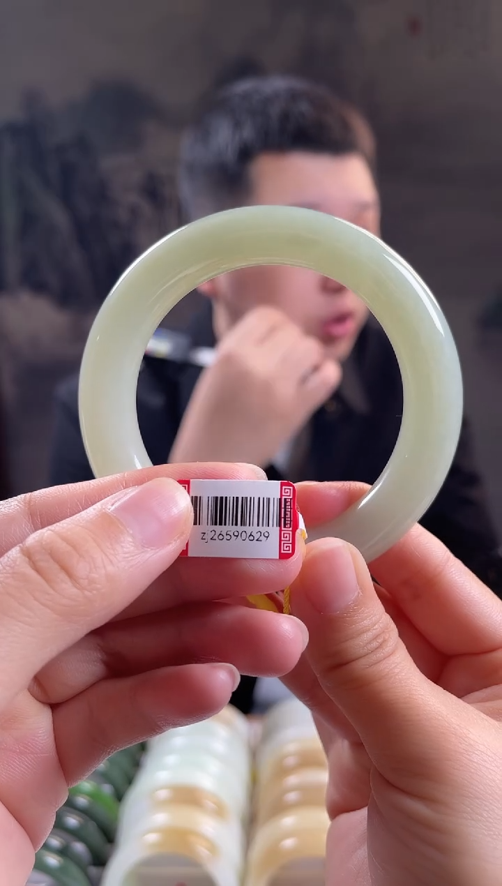 未镶嵌手镯和田玉59+圈口0629