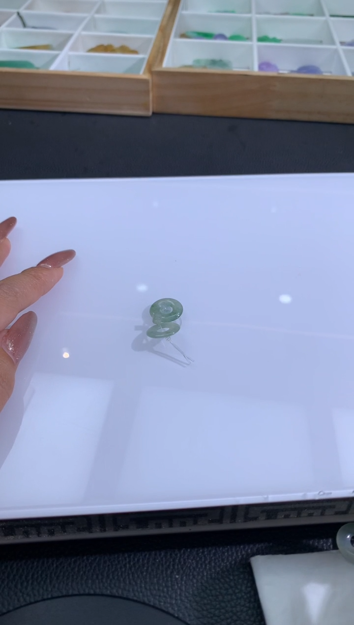 【闪购商品】定制翡翠未镶嵌翡翠