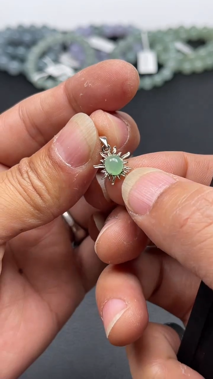 【闪购商品】翡翠颈饰未镶嵌吊坠