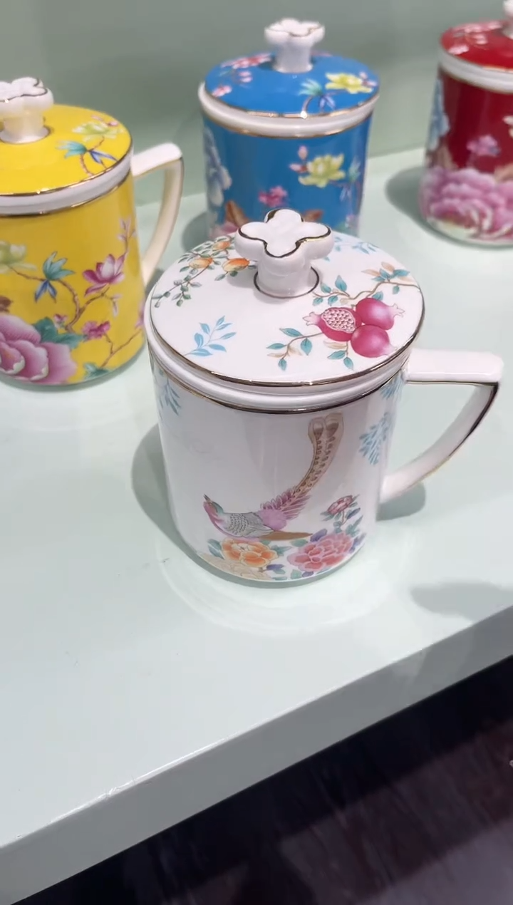 45%以上骨粉骨瓷盖杯