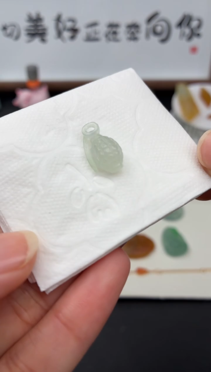 定制翡翠未镶嵌翡翠