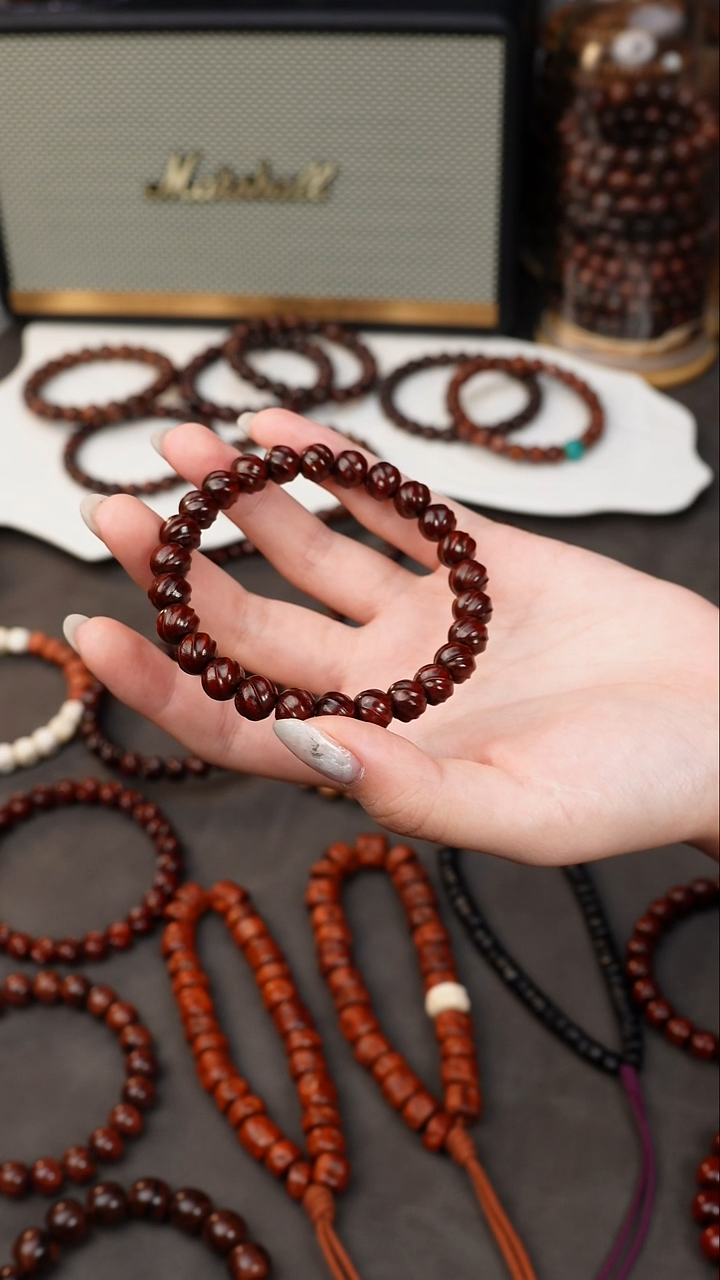 手串/手链小叶紫檀吃***冒小叶紫檀鲨鱼被9+单圈精工