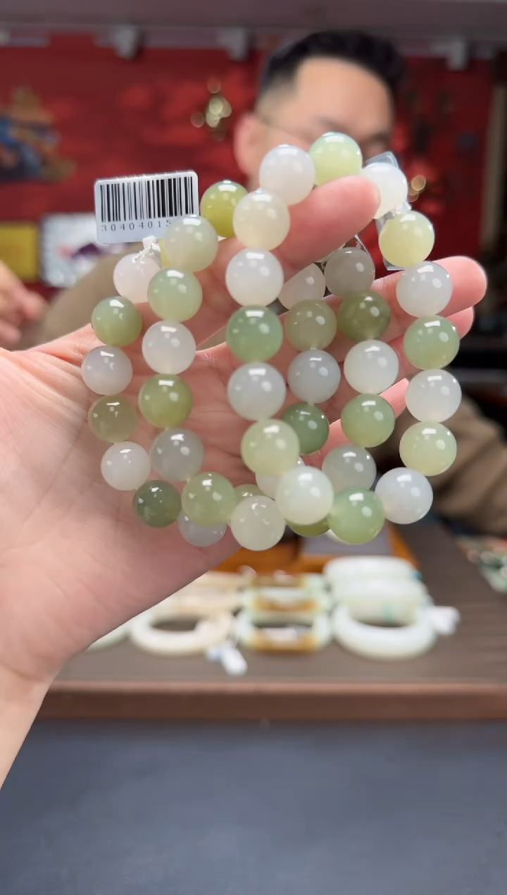 【闪购商品】和田玉手串未镶嵌多宝单圈手串 多样性发货拍一发一